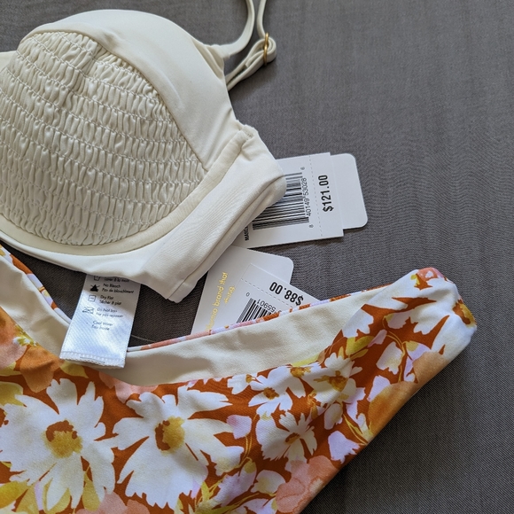 L*Space Bikini - Picture 7 of 7